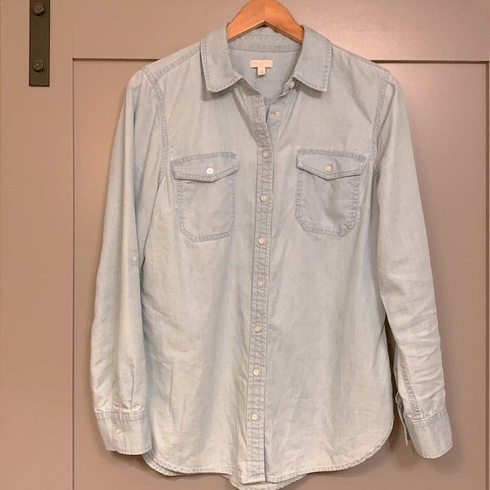Talbots Denim Patch Pocket Button Down Long Sleeve Shirt Women’s Size Medium P